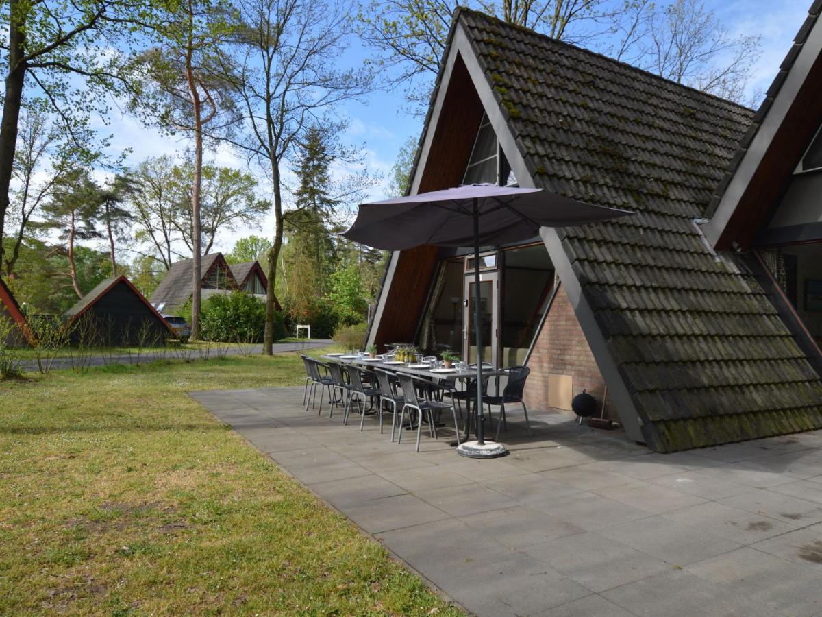 Holiday Home With Large Terrace Stramproy Экстерьер фото