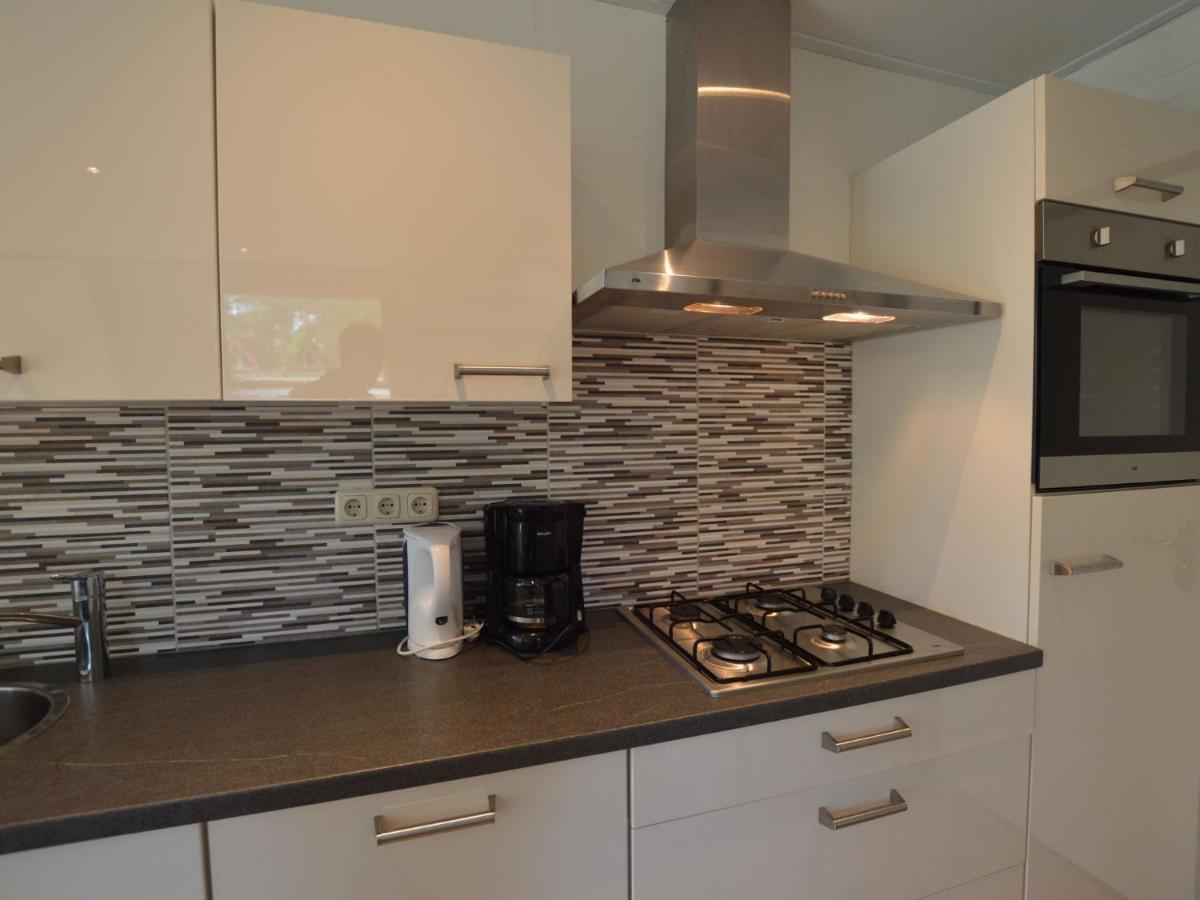 Holiday Home With Large Terrace Stramproy Экстерьер фото
