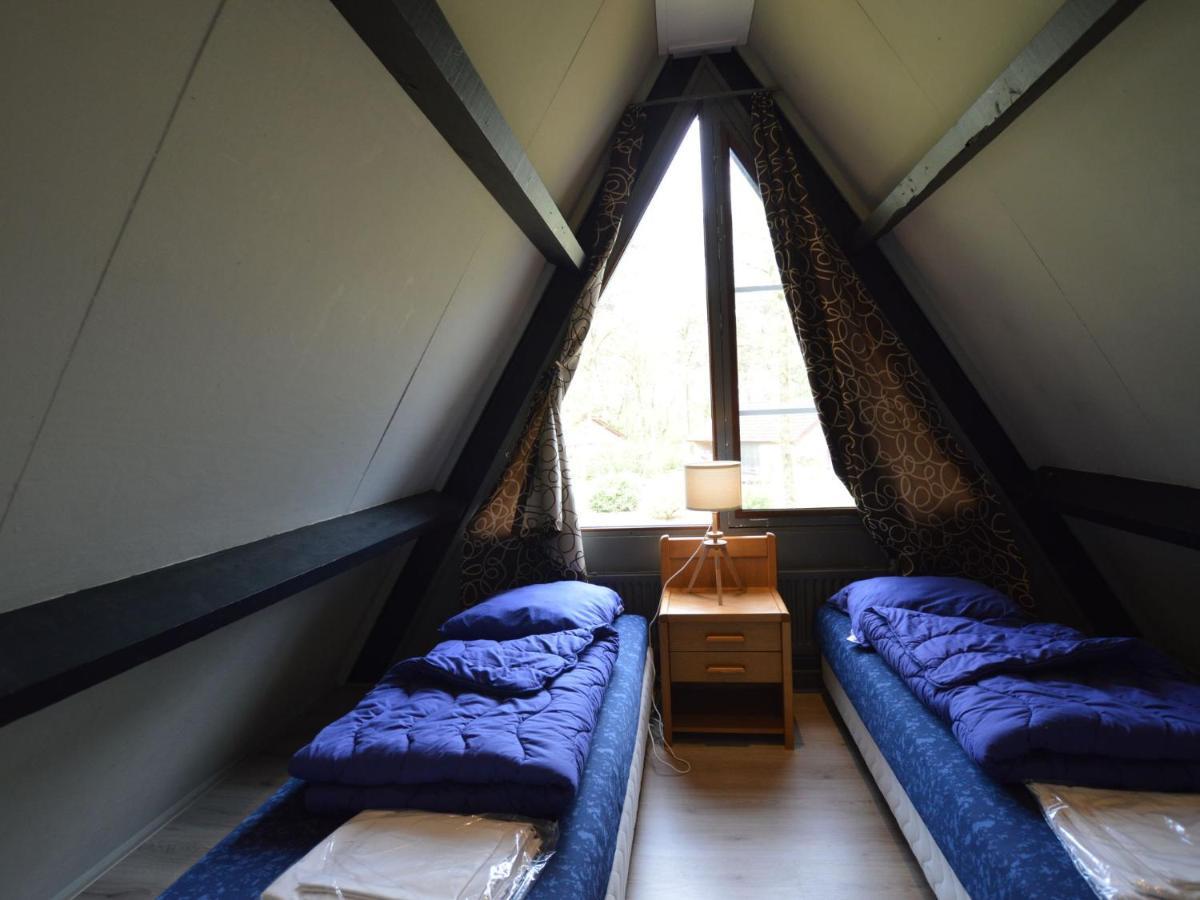Holiday Home With Large Terrace Stramproy Экстерьер фото
