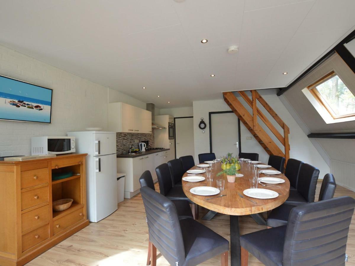 Holiday Home With Large Terrace Stramproy Экстерьер фото